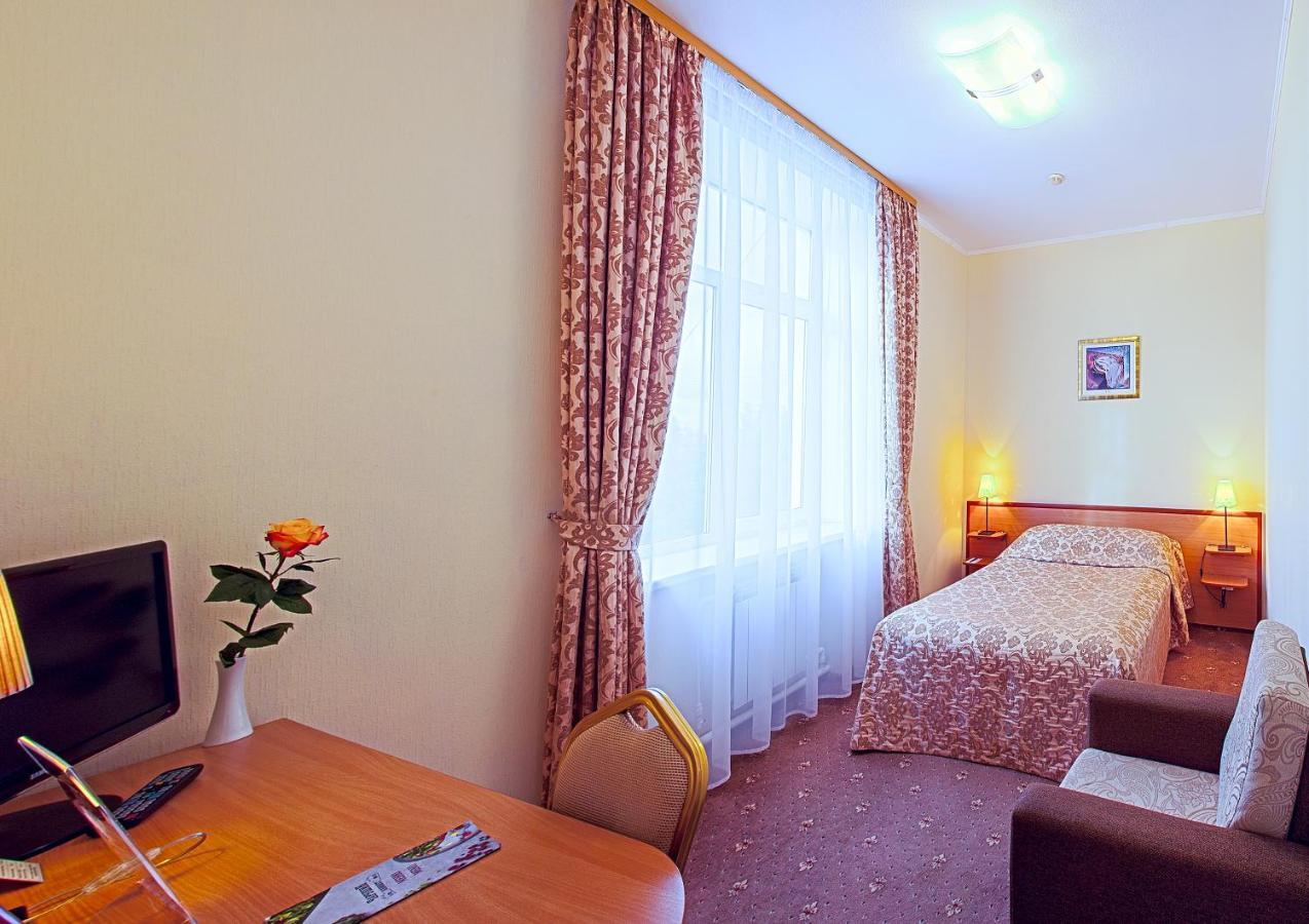 CHARUSHIN HOTEL EX ГОСТИНИЦА ЦЕНТРАЛЬНАЯ КИРОВ 4* (Россия) - от 2787 RUB |  NOCHI